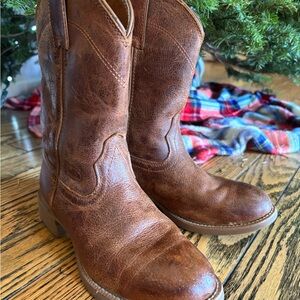 Justin Brown Leather Cowgirl Boots
